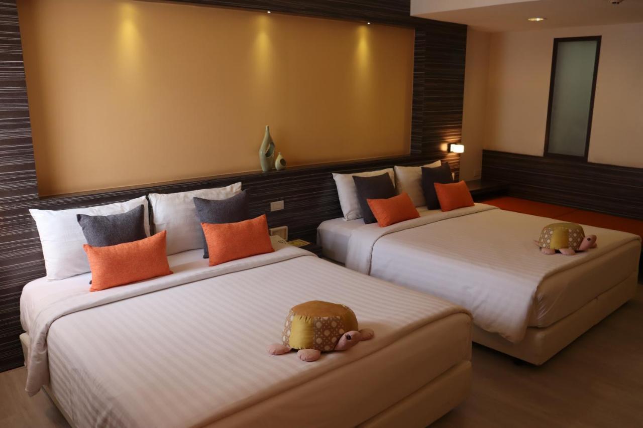 Bossotel Bangkok Esterno foto